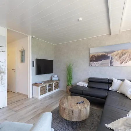 Cozy With Garden Holiday home Callantsoog