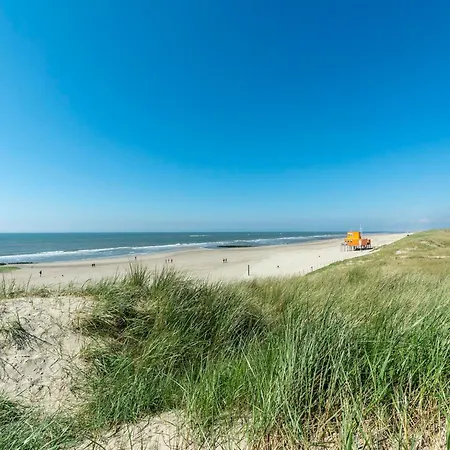 At Garnekuul Park With Garden Holiday home Callantsoog