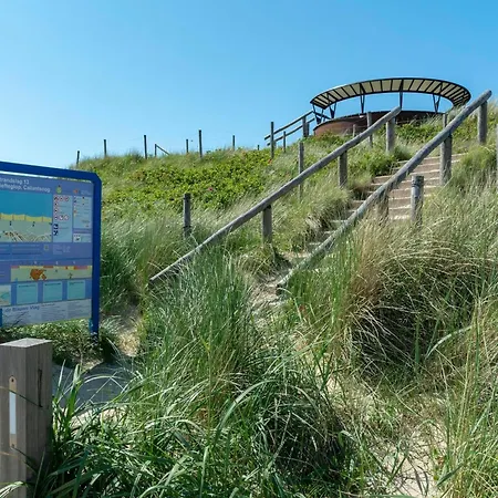 At Garnekuul Park With Garden *