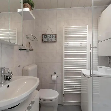 בית נופש At Garnekuul Park With Garden קלאנטסהוך